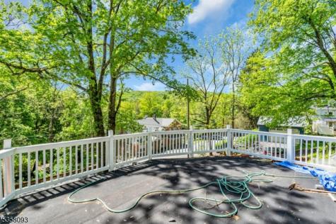 12 Sanatorium Road Glen Gardner NJ 08826