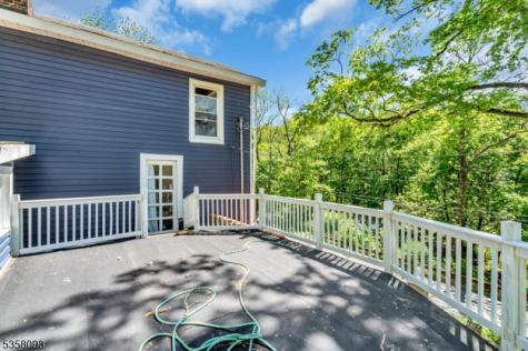 12 Sanatorium Road Glen Gardner NJ 08826