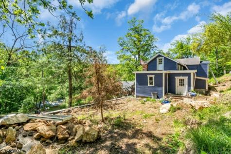 12 Sanatorium Road Glen Gardner NJ 08826