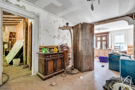 12 Sanatorium Road Glen Gardner NJ 08826