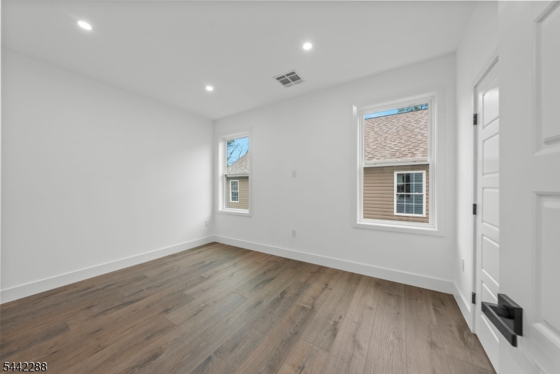 53 Greenbrook Avenue Woodbridge NJ 08832