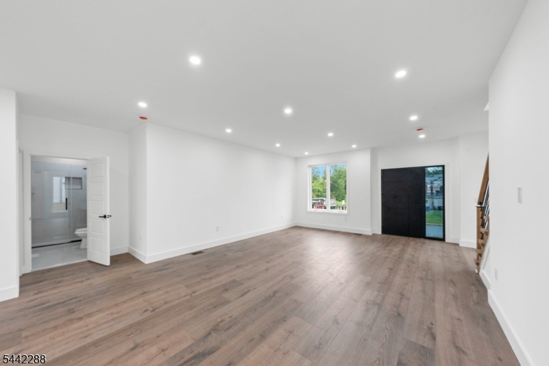 53 Greenbrook Avenue Woodbridge NJ 08832