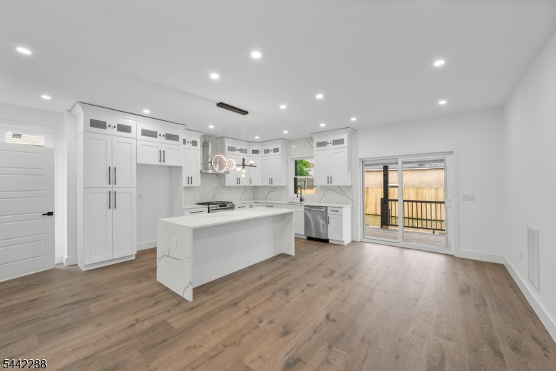 53 Greenbrook Avenue Woodbridge NJ 08832