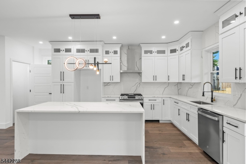 53 Greenbrook Avenue Woodbridge NJ 08832