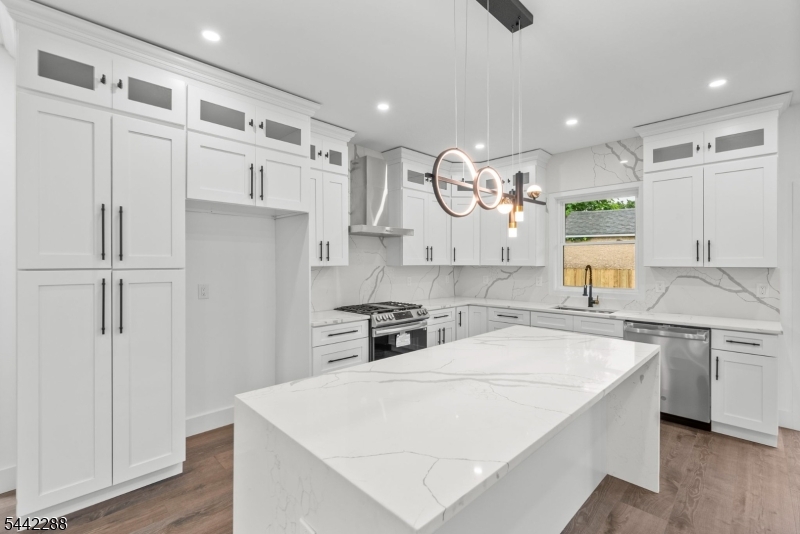53 Greenbrook Avenue Woodbridge NJ 08832
