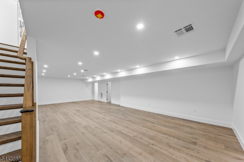 53 Greenbrook Avenue Woodbridge NJ 08832