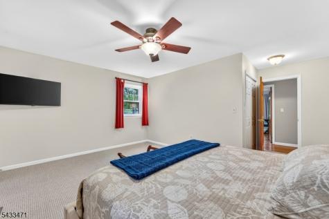 31 Samuel Drive Raritan NJ 08822