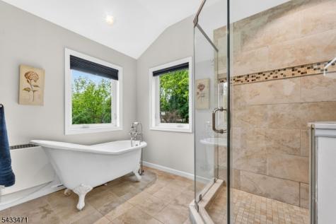 31 Samuel Drive Raritan NJ 08822