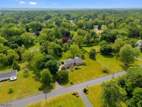31 Samuel Drive Raritan NJ 08822