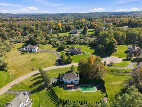 4 Brecia Court Andover NJ 07848