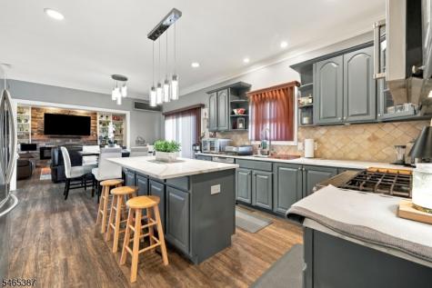 4 Brecia Court Andover NJ 07848