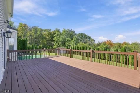 4 Brecia Court Andover NJ 07848