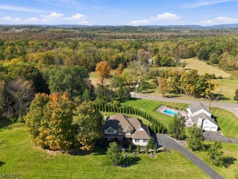 4 Brecia Court Andover NJ 07848