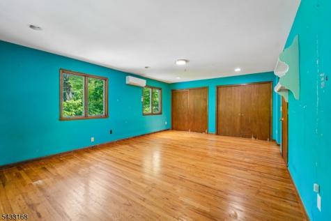 51 Lonaconing Road Vernon NJ 07422