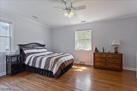 16 Brook Drive North Morris Plains NJ 07950