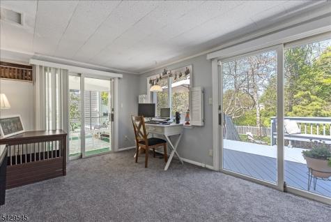 16 Brook Drive North Morris Plains NJ 07950