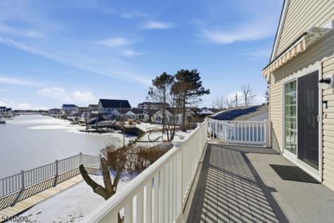 154 N Spinnaker Drive Little Egg Harbor NJ 08087