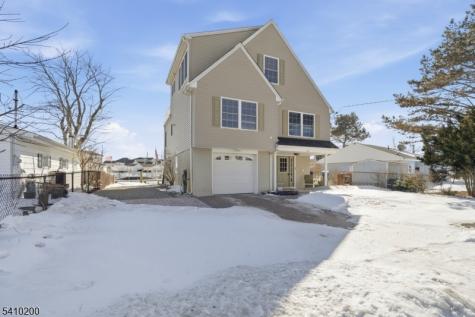 154 N Spinnaker Drive Little Egg Harbor NJ 08087