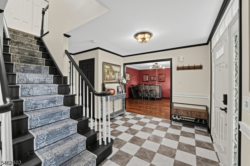 5 Buckingham Court Clinton NJ 08801