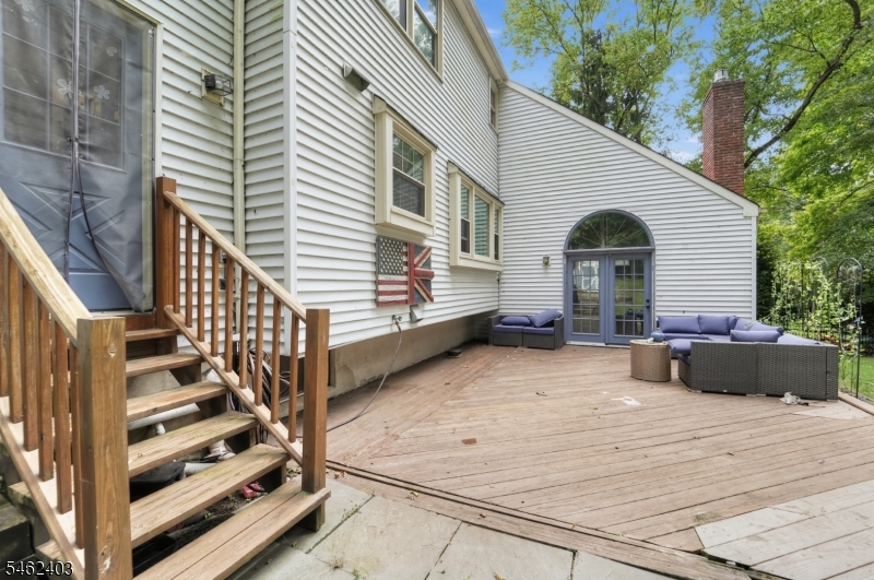 5 Buckingham Court Clinton NJ 08801