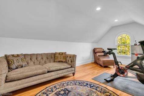 8 Chestnut Street Chatham NJ 07928