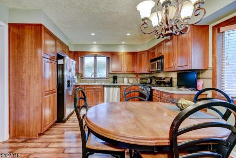 52 Ashburn Road Wayne NJ 07470
