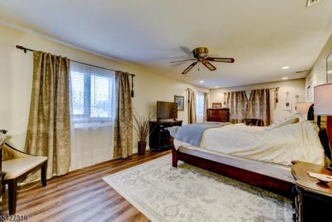 52 Ashburn Road Wayne NJ 07470