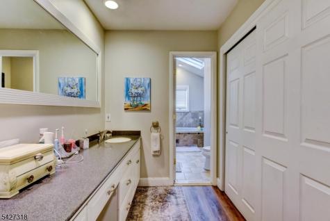 52 Ashburn Road Wayne NJ 07470