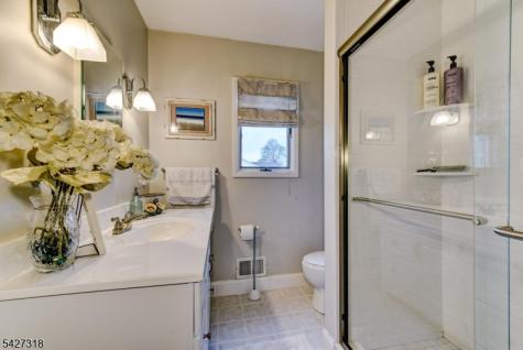 52 Ashburn Road Wayne NJ 07470