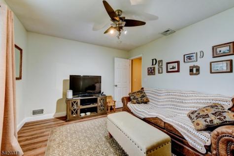 52 Ashburn Road Wayne NJ 07470