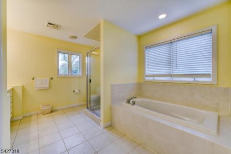 52 Ashburn Road Wayne NJ 07470