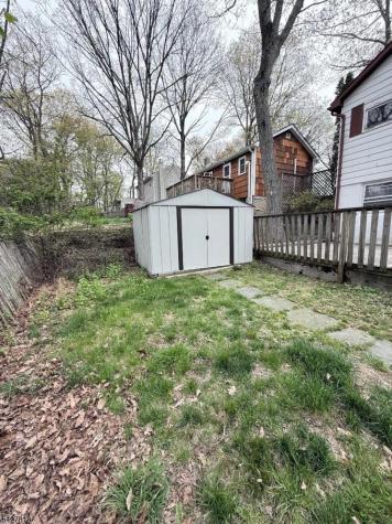 632 Brooklyn Mountain Road Hopatcong NJ 07843