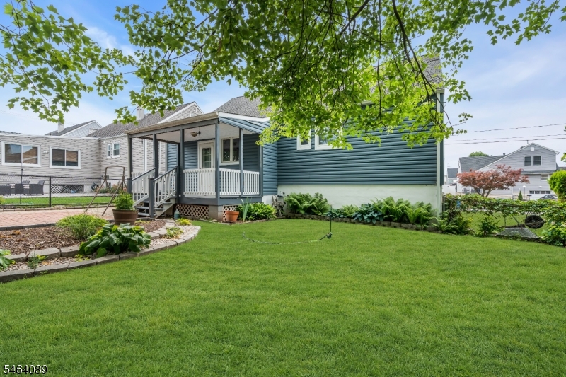 21 Mcguire Street Woodbridge NJ 08840