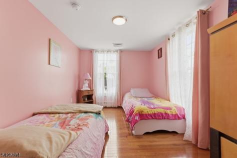 13 New Street Washington NJ 07882