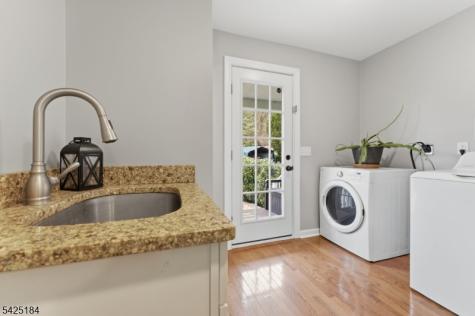 13 New Street Washington NJ 07882