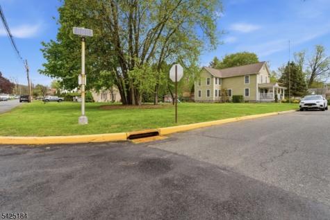 13 New Street Washington NJ 07882