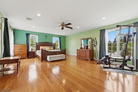 13 New Street Washington NJ 07882