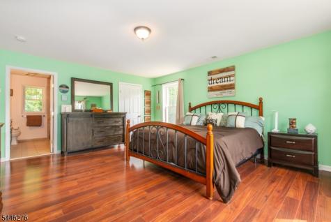 8 Spruce Drive Green NJ 07821