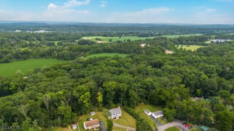 8 Spruce Drive Green NJ 07821