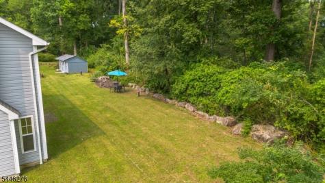 8 Spruce Drive Green NJ 07821