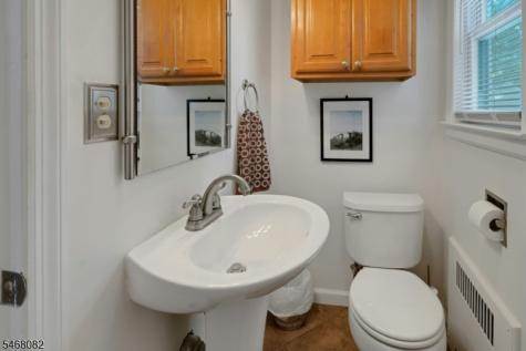 17 Howard Street Verona NJ 07044