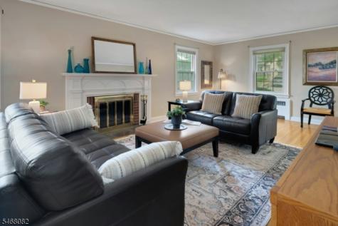 17 Howard Street Verona NJ 07044