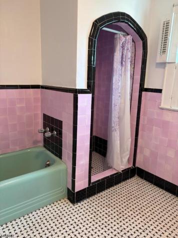 12 Ferncliff Road Bloomfield NJ 07003