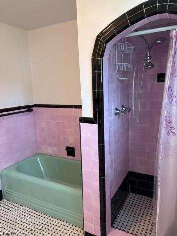 12 Ferncliff Road Bloomfield NJ 07003