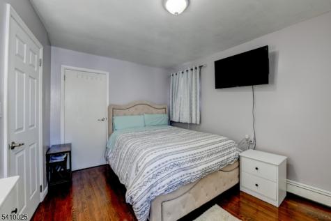 21 Normandy Circle Hopatcong NJ 07843
