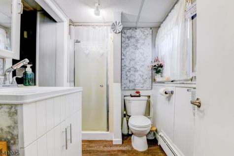 21 Normandy Circle Hopatcong NJ 07843