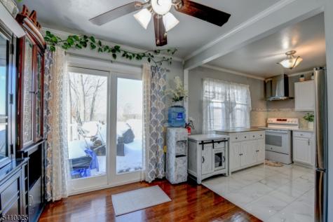 21 Normandy Circle Hopatcong NJ 07843