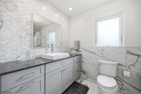 11 Ashton Place Glen Rock NJ 07452
