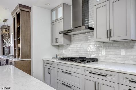 11 Ashton Place Glen Rock NJ 07452