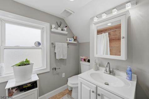 32 Willard Street Garfield NJ 07026